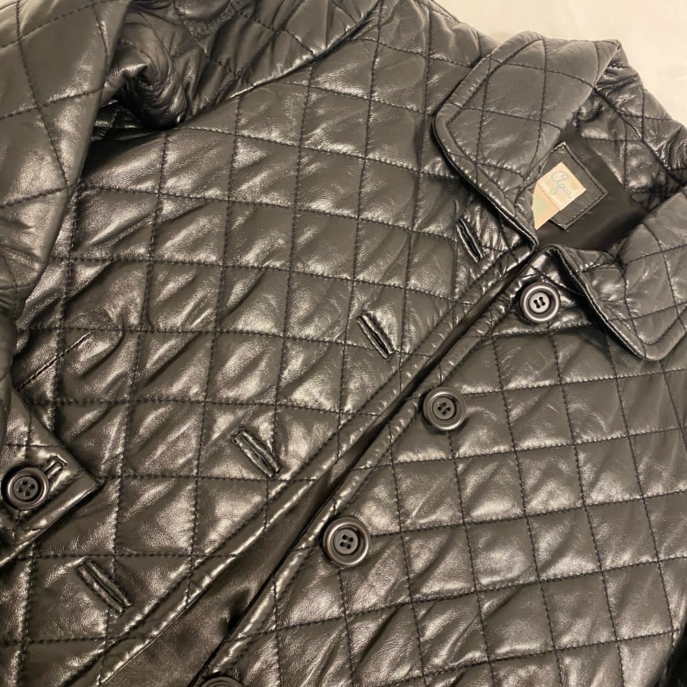 Leather short jacket